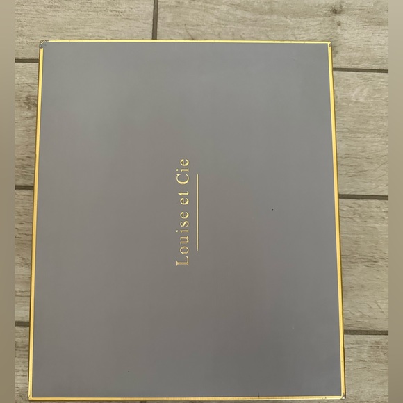 Louis et cie: Low Heel Boot - Picture 10 of 10